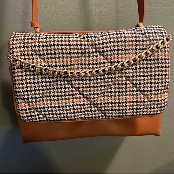 A New Day Plaid Crossbody Bag With Gold Chain - Picture 16 of 16